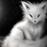 -Female arctic fox cub, single- I have a gentle nature. I wandered from the north pole to a very green forest, that changes seasons. Mentor: @ShadowSwift_