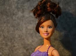 18. Una chica un poco diferente.               Castellon