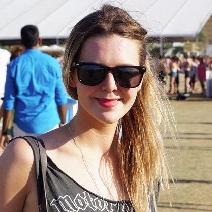 I am an unapologetic hipster chick who speaks fluent sarcasm and curses like a fucking lady.