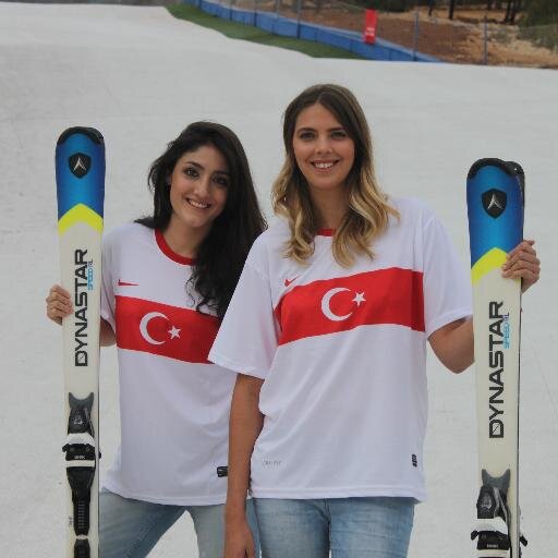 Türkiye'nin İlk Ve Tek Sentetik Kayak Merkezi GAZİANTEP'te 365 Gün Yaz/Kış Kayak Fırsatı.
Dağları Ayağınıza Getirdik.