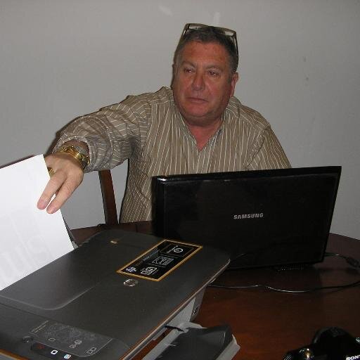 errovelas's profile picture. 