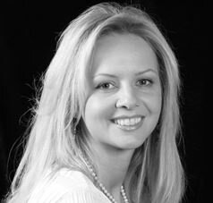 Jenny Miller is a dentist in Lexington Kentucky who devotes most of her time to dentistry and to her children, Layne, Emily and Evan.