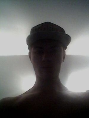 Hugo [ D ] | 16 yo | F/A AR | NEVER GIV UP | ONLY GT : EVIILXIII ANCIENE STRUCTURE Energiz.esport Evazion. Esport  Exp Lan 2