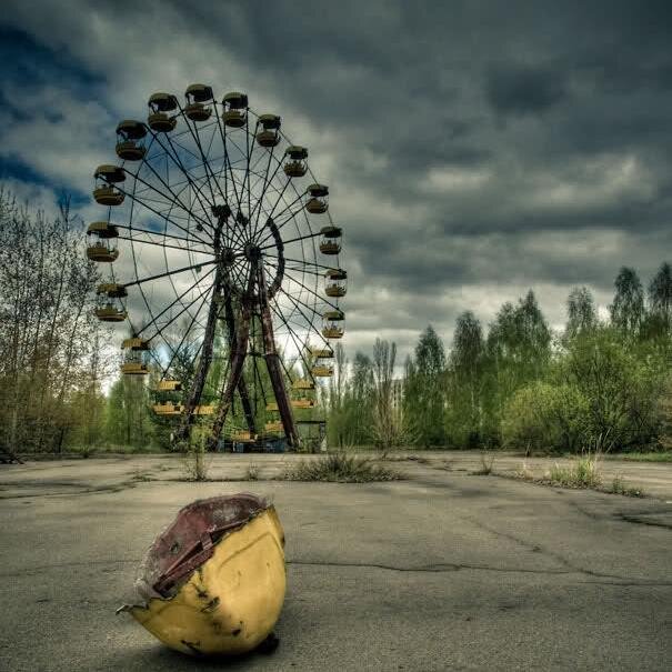 Las mejores fotos de los lugares mas abandonados del mundo ¿Tienes curiosidad de saber sitios? Siganme y no os arrepentireis.