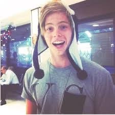 ~15lat ~Directioner ~Mixer ~5SOSFam ~LarryShipper  ~zawsze follow back :D