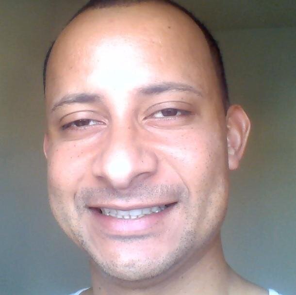 Tão natural quanto a luz do dia
Mas que preguiça boa,
Me deixa aqui à toa,
Hoje ninguém vai estragar meu dia,
Só vou gastar energia pra beijar sua boca