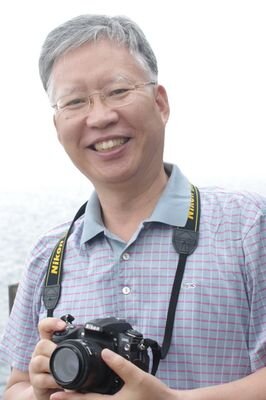 수억년을 유유히 흐르는 강물처럼, 보는 이 없어도 자유롭게 바람에 휘날리는 야생화처럼 살고 싶은 희망을 가진 사람,