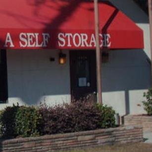 Self Storage facility located on Main Street, Columbia SC! We offer Climate/Non-Climate Controlled/commercial size storage units and Vehicle parking as well!