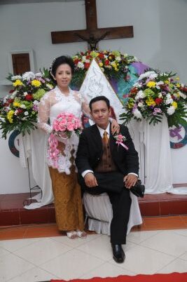 i ♥ JESUS, i ♥ my parent, i ♥ @DanialAbbie, my family,my bestfriends,all about my life.. GOD bless me ^^