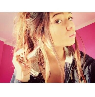 you're probably going to judge me before even reading this -_- so there's no point in actually writing a bio ;* i like kittens & puppies & anything cute ;*