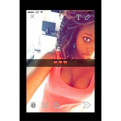 veronxca_'s profile picture. X New acc need more followers X