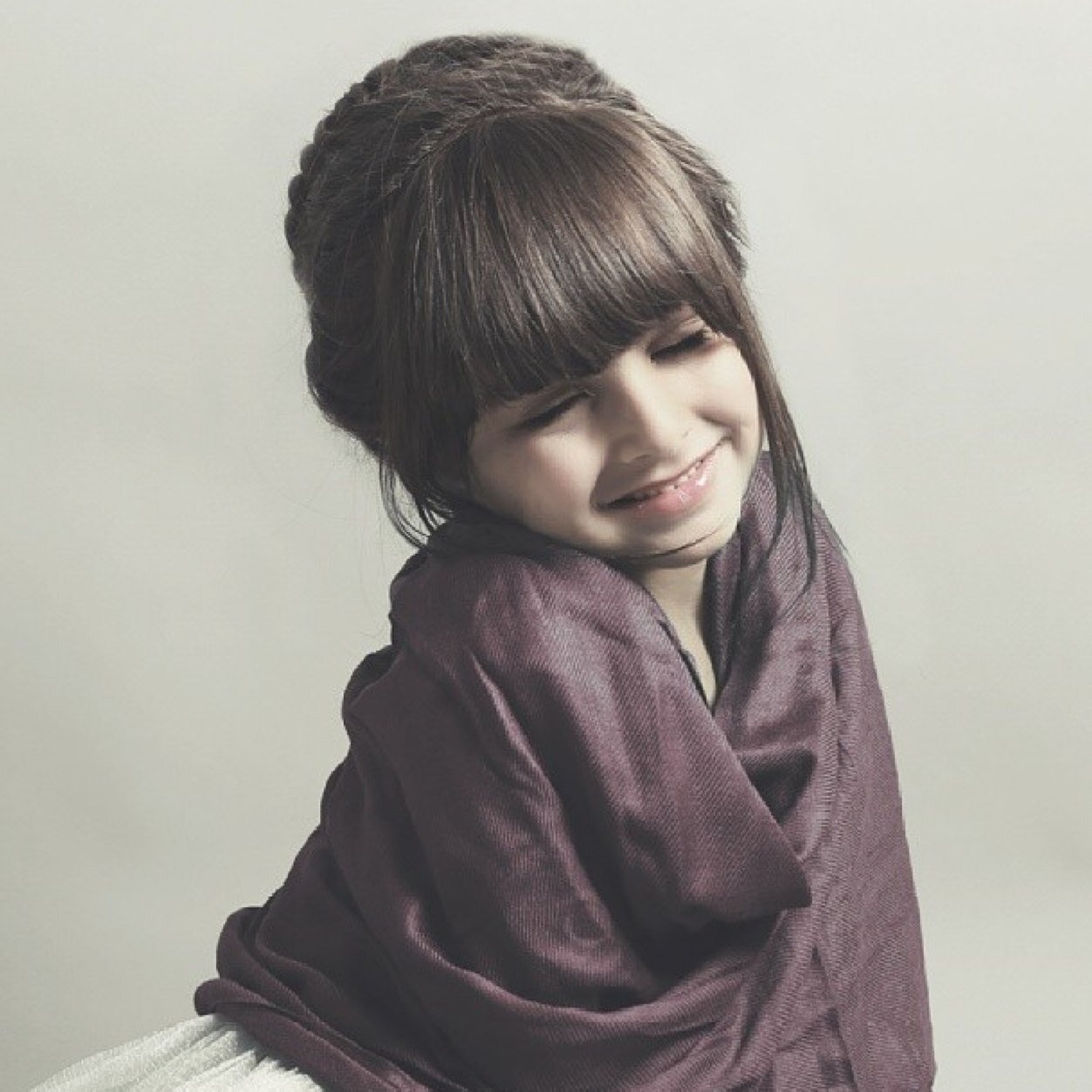 قد يتخلى عنك كل شي ويبقى الله معك...فكن مع الله يبقى كل شي معك🌷