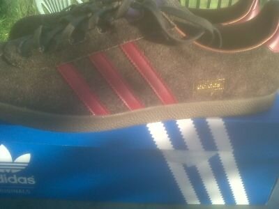 Lover of #adidasoriginals trainers.