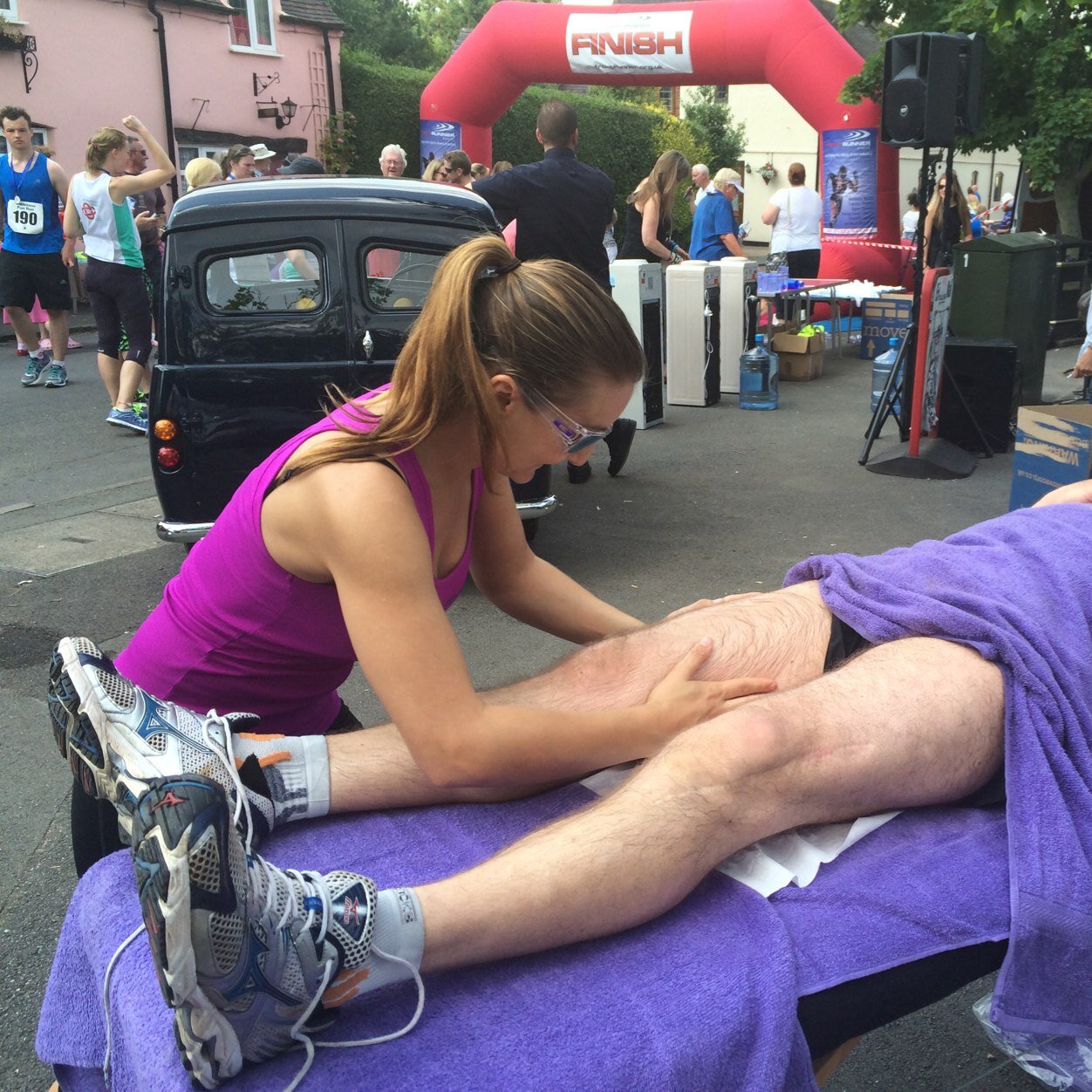 Sports therapist and sports massage therapy training academy. With over 15 years Sports & Beauty therapy experience.