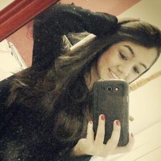 Instagram : http://t.co/M3f2bBy2sa    Desde sempre sonhador, não me canso de sonhar.. Seja no amor ou na dor, pra viver basta acordar!