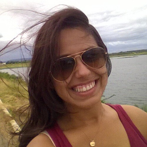 Flamenguista e São Paulina ao mesmo tempo (isso pode? Enfim) Amo o que faço.. No momento estou feliz demais!