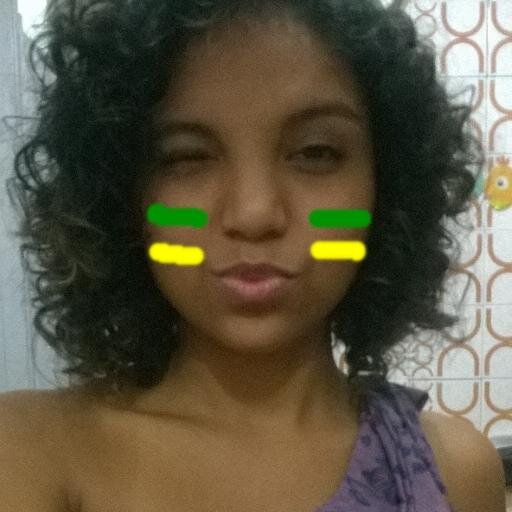Beyoncé cover e terceira integrante do Les Twins.