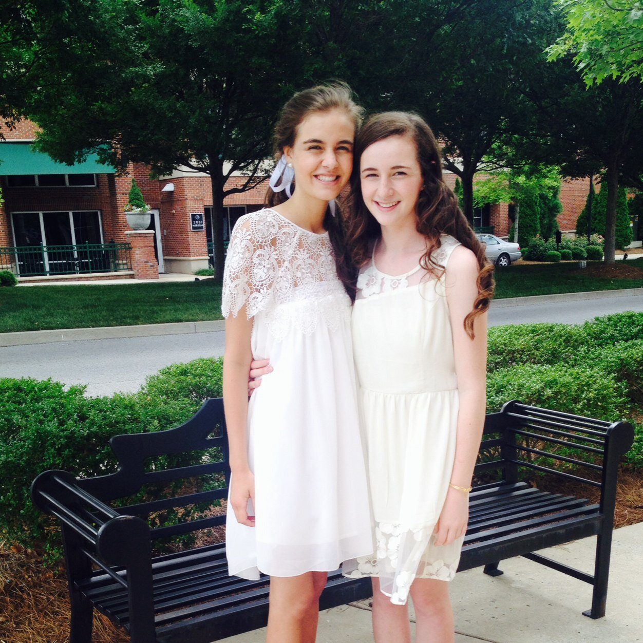 L_Lindgren_'s profile picture. http://t.co/aw27770Q is where i found a true connection with God, and has changed my life forever!!!!