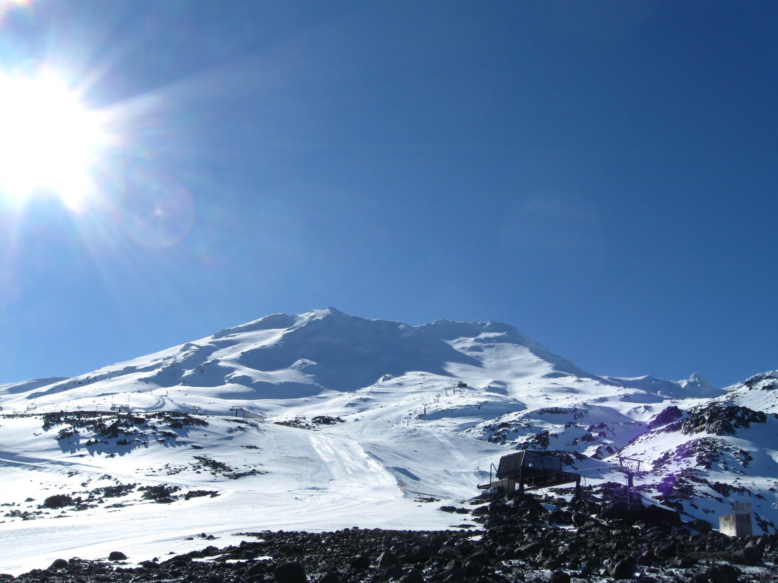 East Coast Ski Club is a family orientated club based in Nation Park for skiing on Mt Ruapehu