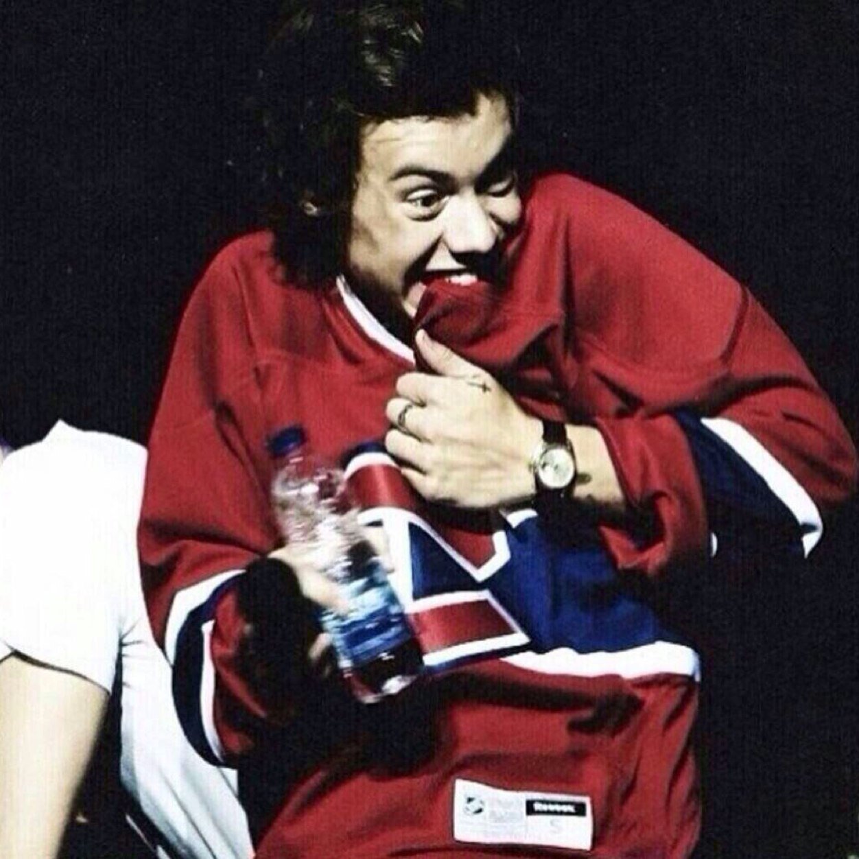 hi this is a free follow from @earthcraic
