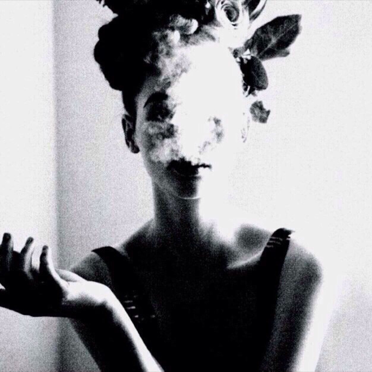 قول احبك واترك الباقي علي♡.
