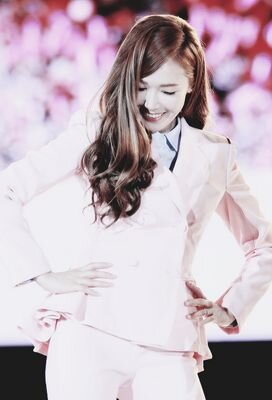 Born Here @swhrp | Jessica Jung | Semi Hiatus For 2 Weeks