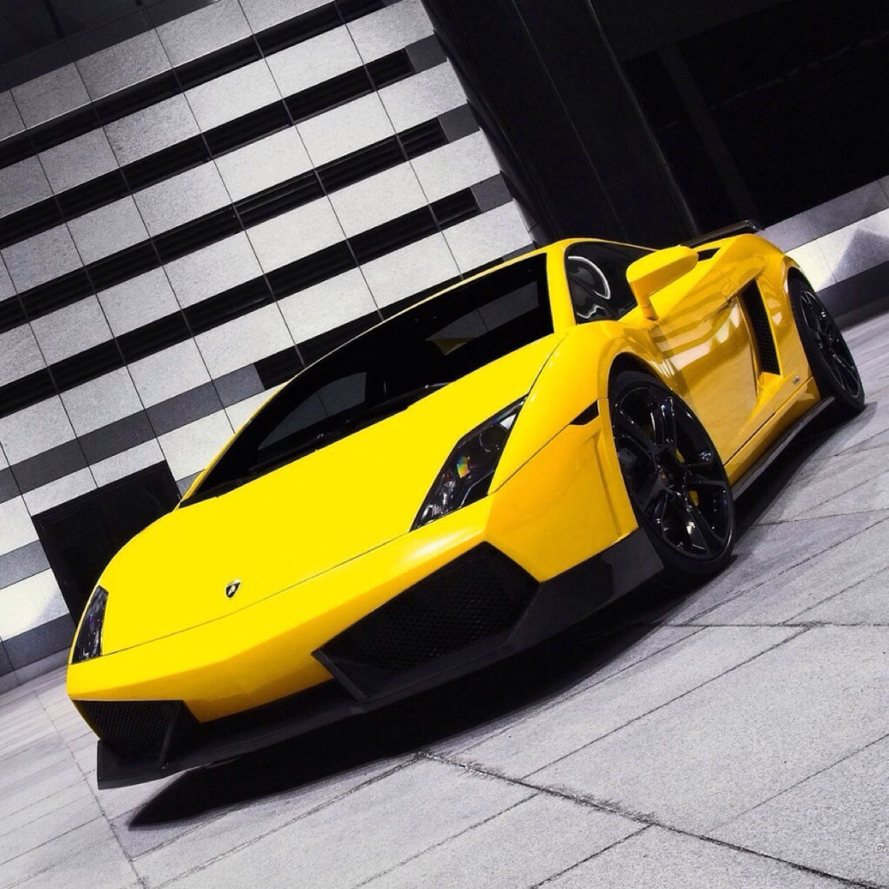 Waqas224's profile picture. Waqas Hussain •