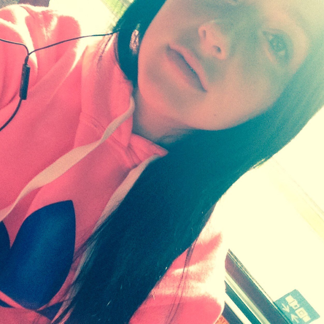 DesziCassidy's profile picture. ❝ωє’яє αℓℓ נυѕт α ℓιттℓє мα∂.❞