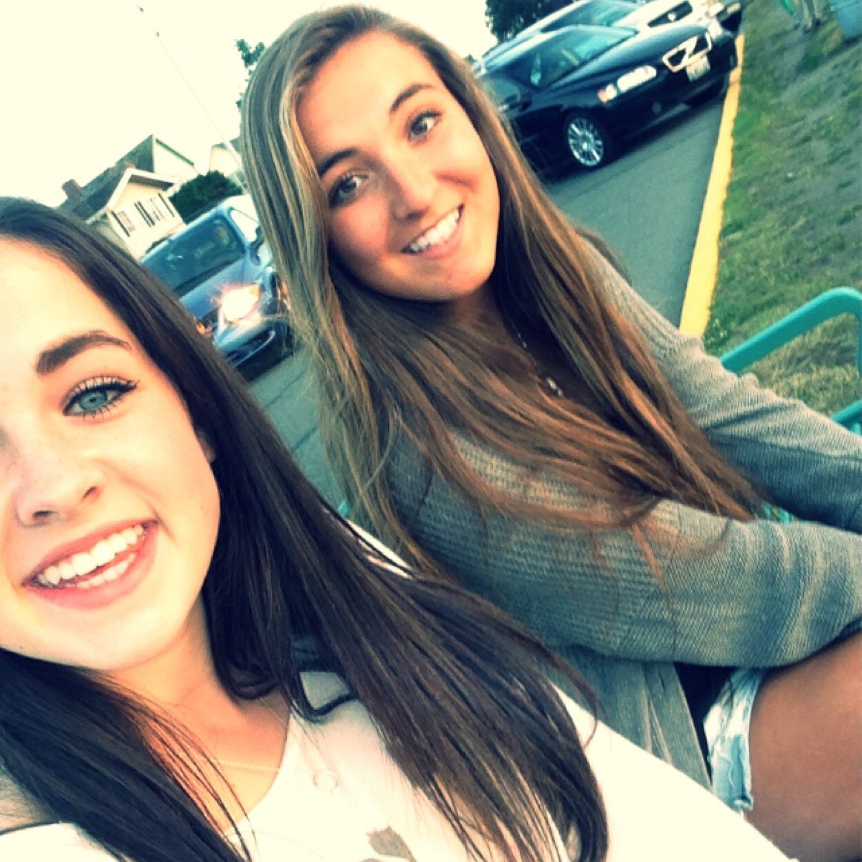 Follow @claireballard98