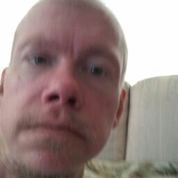 Christian, music lover, Sports enthusiasts,Pop aholic College Football..Metallica,megadeth favorite bands.