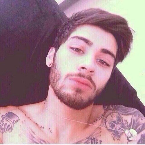 It's a free follow from @spankmedaddyd. if you want follow my main acc i'll follow back there.:D ily♥