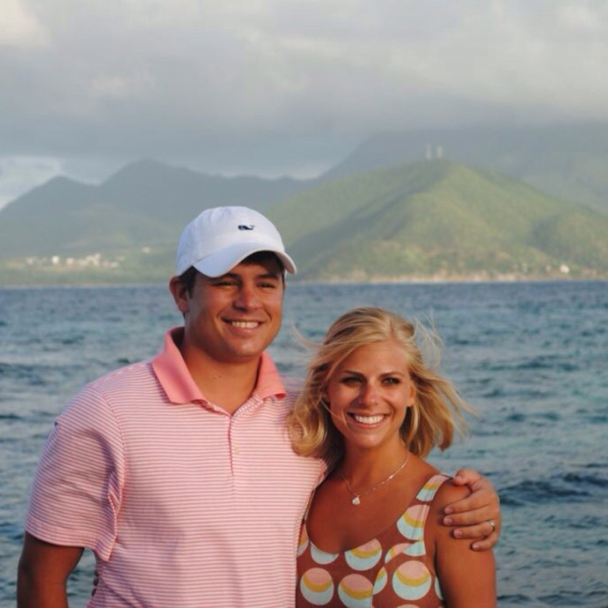 Husband and Dad. Golf and college football fan. Tweets are my own opinions. AT&T employee.