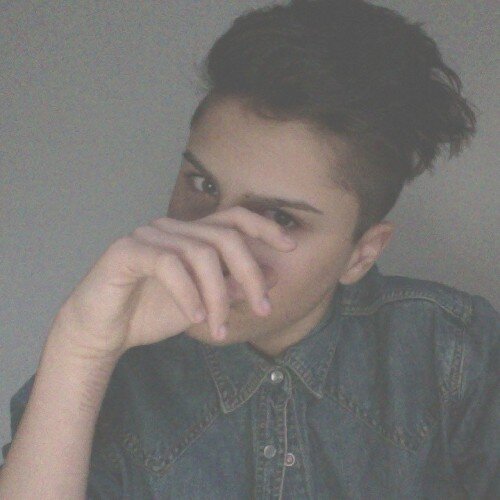 Just another fucked up teen. | Shizophrenia. Depression & Self Harm. Multiple personalities. Victim of rape & abuse.