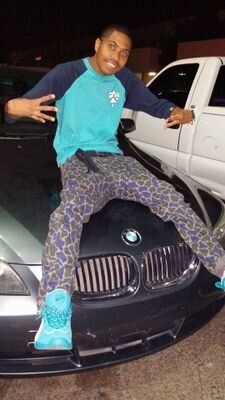 Long Beach ,Ca born in raised just ah young nigga trynna make it out like everybody else