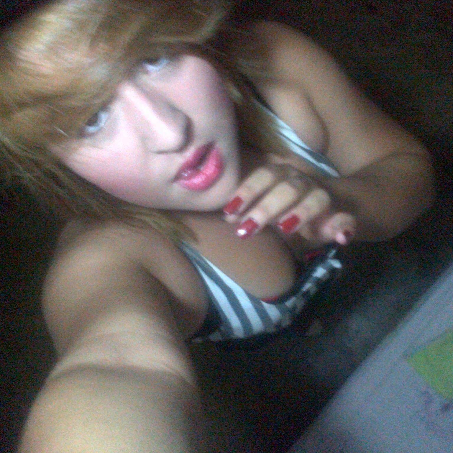 La Vida Es Aventura, Riesgo, Atrevimiento y Pasion. 
Entonces La Vida Hay Que Vivilar Jjeje :*