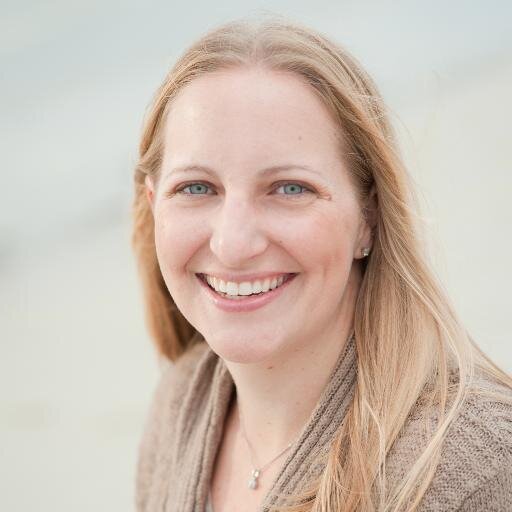 Associate Project Director @EDCtweets, former elementary school teacher, private tutor, graduate of @BishopFeehan, @ConnCollege