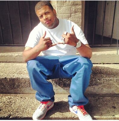 damnthatshifu's profile picture. 