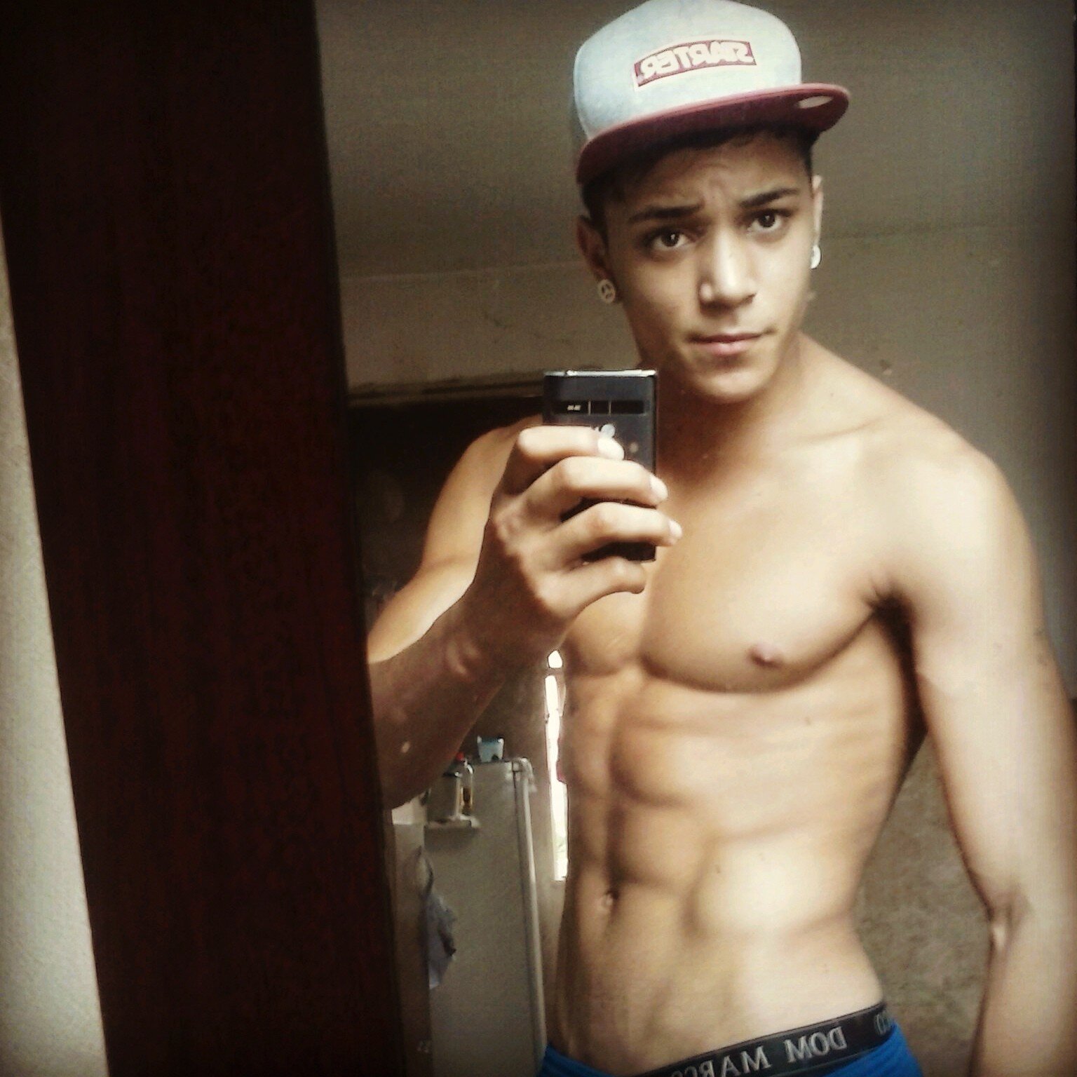 Maromba and bodybiuding 19 anos 
Ser feliz antes de tudo
