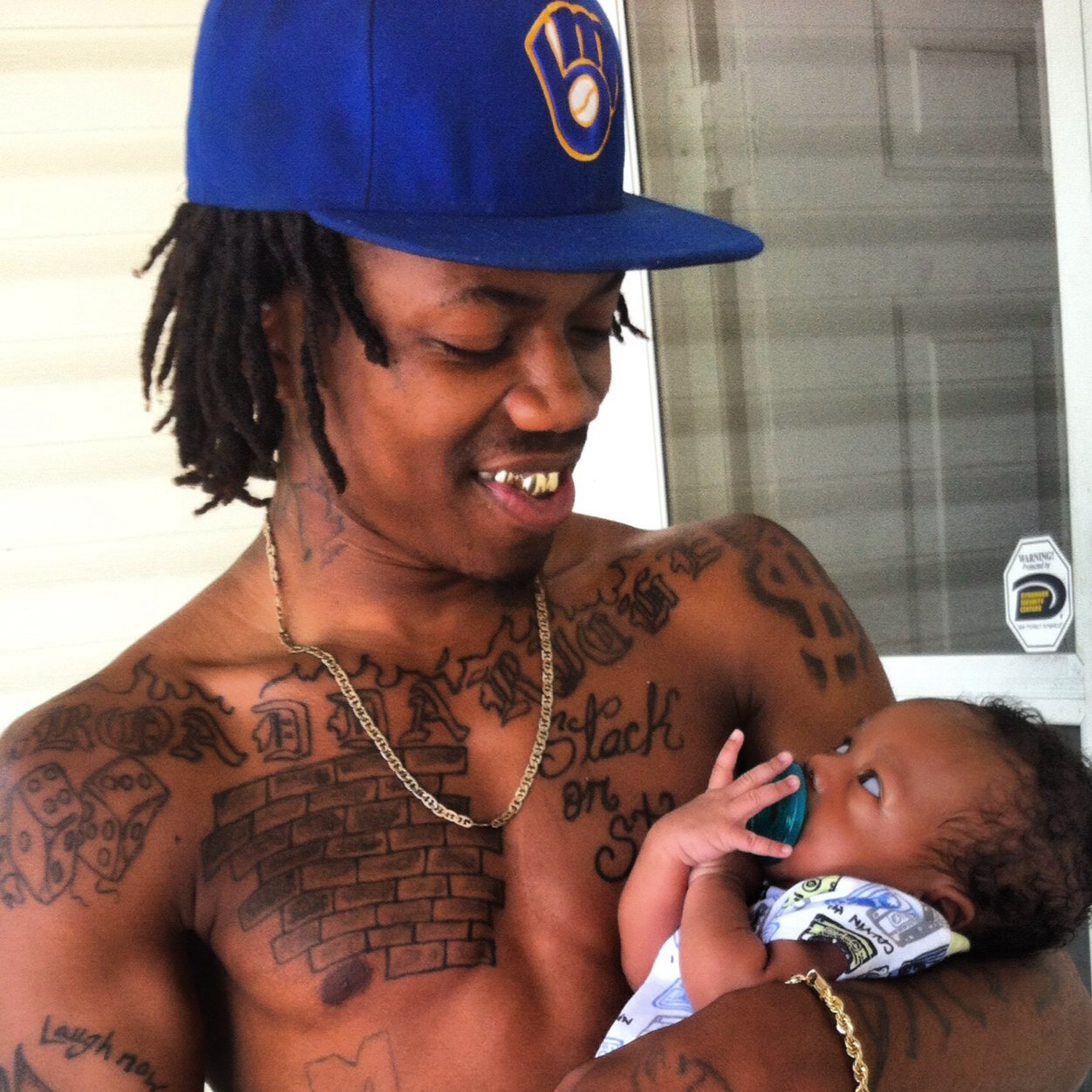A Nigga gone hate it, a hoe gone love it    Going broke aint up fa discussion......