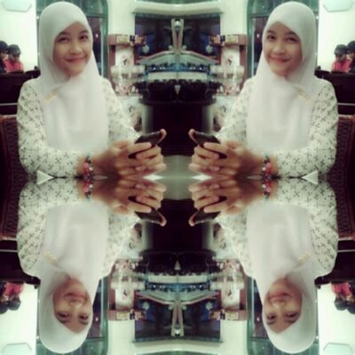I'm THE REDS not THE RED DEVILS #YNWA _ALLAH☺ (˘ʃƪ˘) wanita tersayangnya ferry susilo♥☺:*