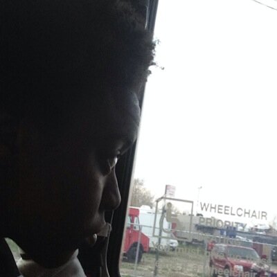 Creator of the webisode dhards! Following the life of a black teenage boy with superpowers. Subscribe at https://t.co/6KbqlBHYb3