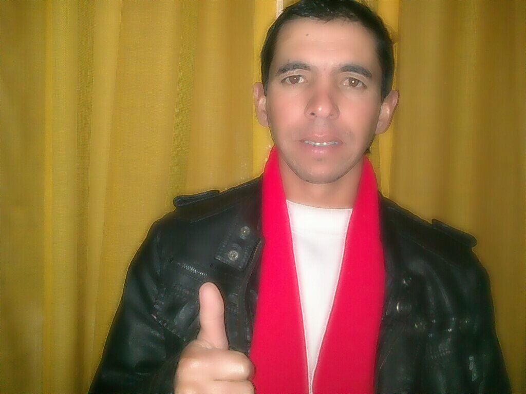 sigueme y te sigo... si quiero, bue en fin esta bueno seguirnos