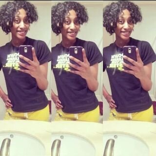 , instaa - chelsieee_b ♥, follow myy other twitter @WNElitSister .