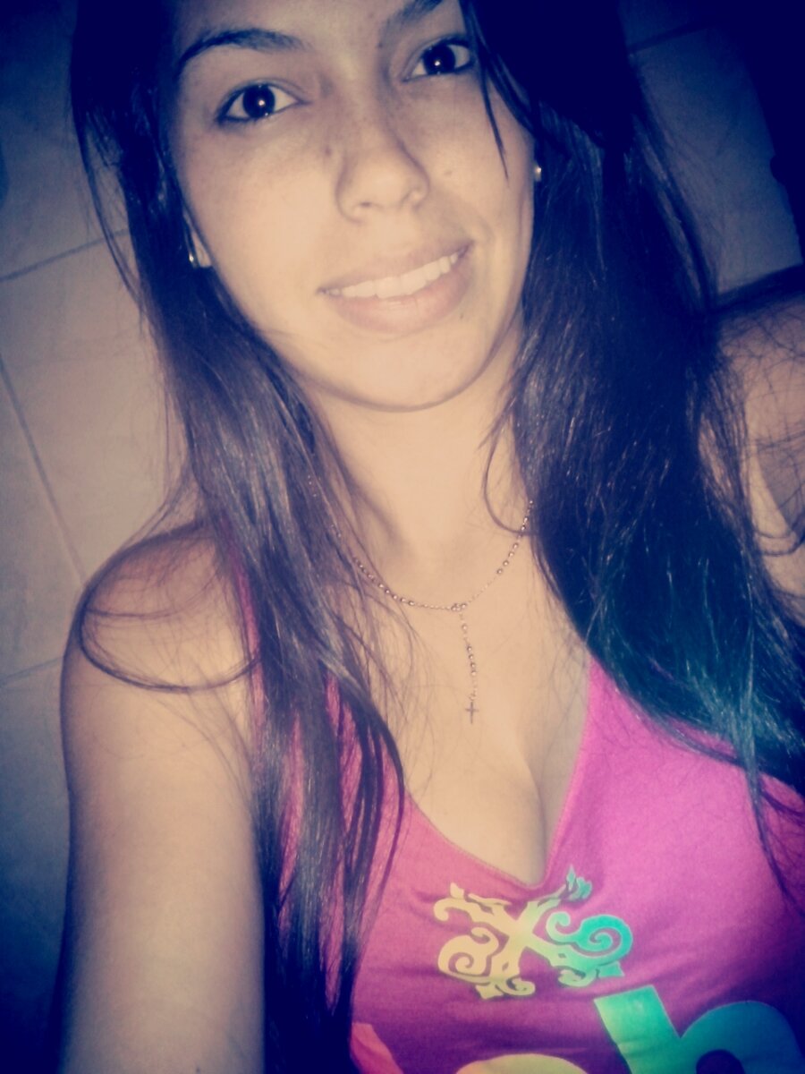 mahyaraaraujo's profile picture. 