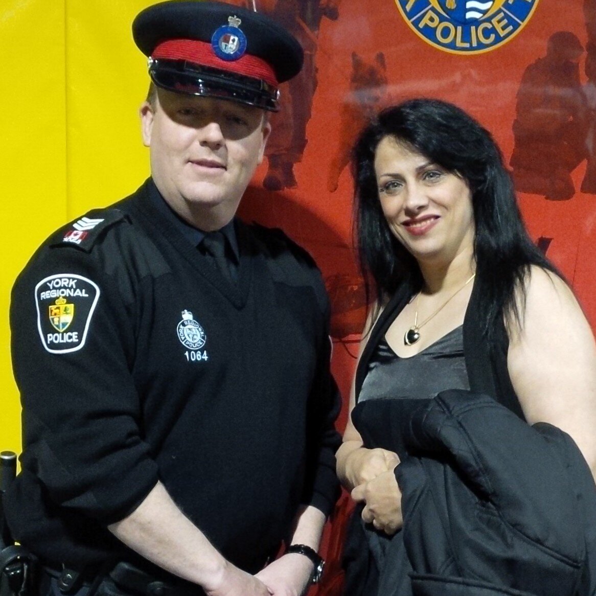 afsoonrezaei's profile picture. Afsoon Cleaning Team
#cleaning #residential #commercial #industrial #corporation#After Construction  
We will get the job done for you! Call: (416)-948-9606