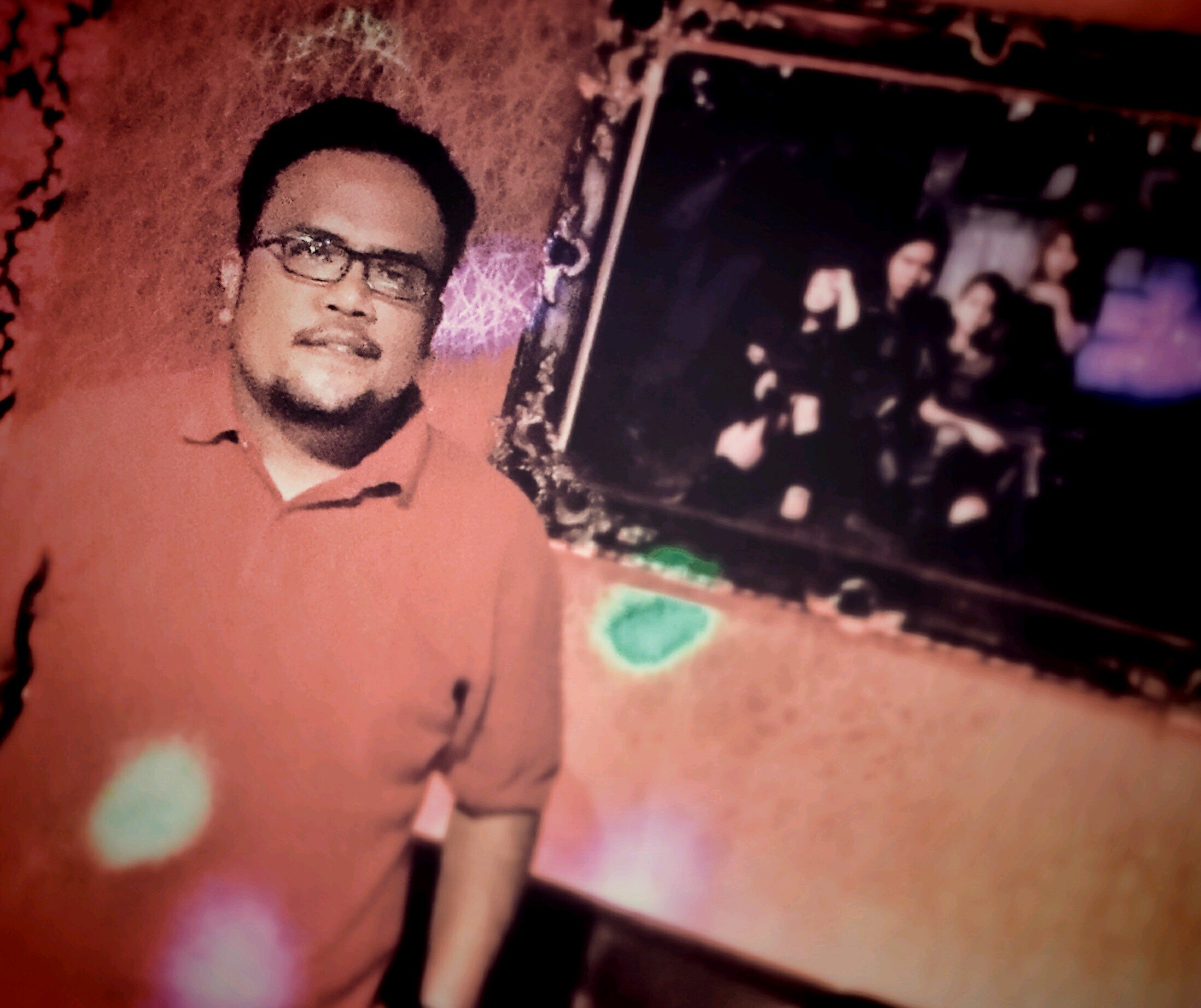 Raymond46124533's profile picture. Jangan Pikirkan Masa Lalu yg ada hanya Penyesalan , jangan pikirkan Masa Datang  yg ada hanya Ketakutan ,pikirkan Hari Ini dan Besok...GBU