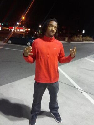 Just_right18's profile picture. Live life and have fun doing it