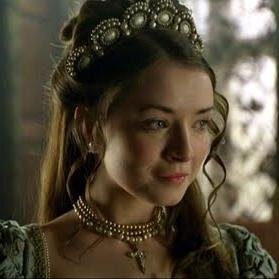 Hello im lady mary tudor daughter of his majesty king henry the 8th and queen katherine of aragon.
RP ACCOUNT: harry potter,the tudors,true blood etc.(any age)