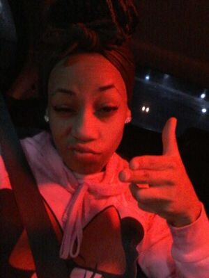 Ashley Marie . #23. Gemini. Single. #Lesbien. S T O N E R . . . . . , , Where the hoes at!?