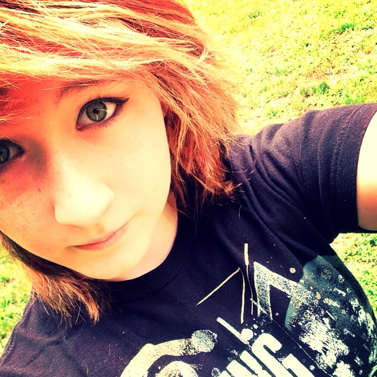 Mrkibblesshow's profile picture. Hey guys!!! Im jet and im a spray paint artist! Im a 16 yr old scene kid and i love xbox, skateboarding, shootin, etc! Follow